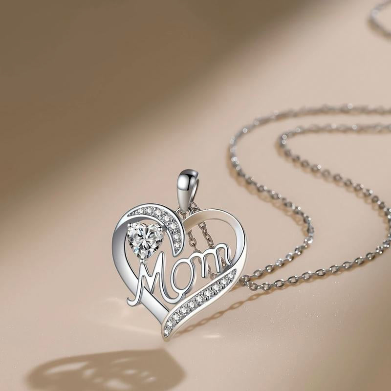 Exquisite Necklace Rose Gift Box, Mother Necklace Heart-Shaped Carved "Mom" Letter Jewelry and Jewelry Gift Box, Suitable for Women to Wear in Various Occasions, Are the Perfect Gifts for Women on Mother'S Day and Christmas